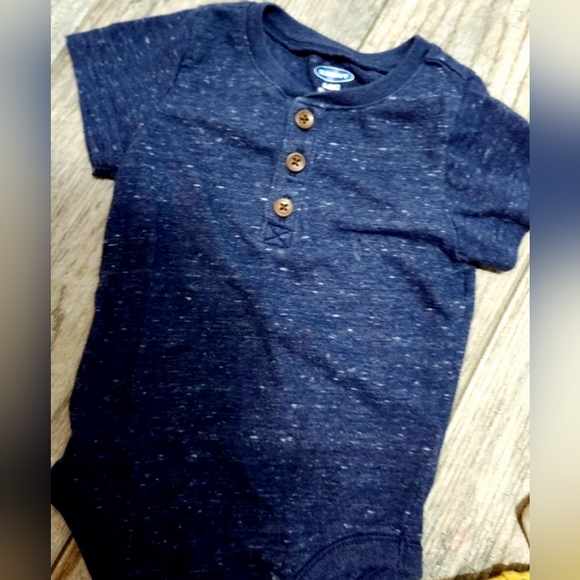 Two 9M Outfits- Construction Hoodie/Forest Green set. MOST ITEMS NWOT! - Picture 6 of 13